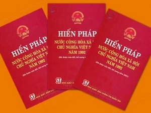 คณะกรรมการแนวร่วมปิตุภูมิจังหวัดต่างๆแสดงความคิดเห็นต่อร่างรัฐธรรมนูญปี๑๙๙๒ฉบับแก้ไข